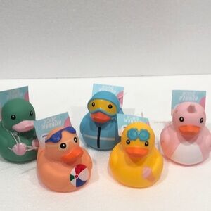 Rubber Ducks bundle of 5 NWT